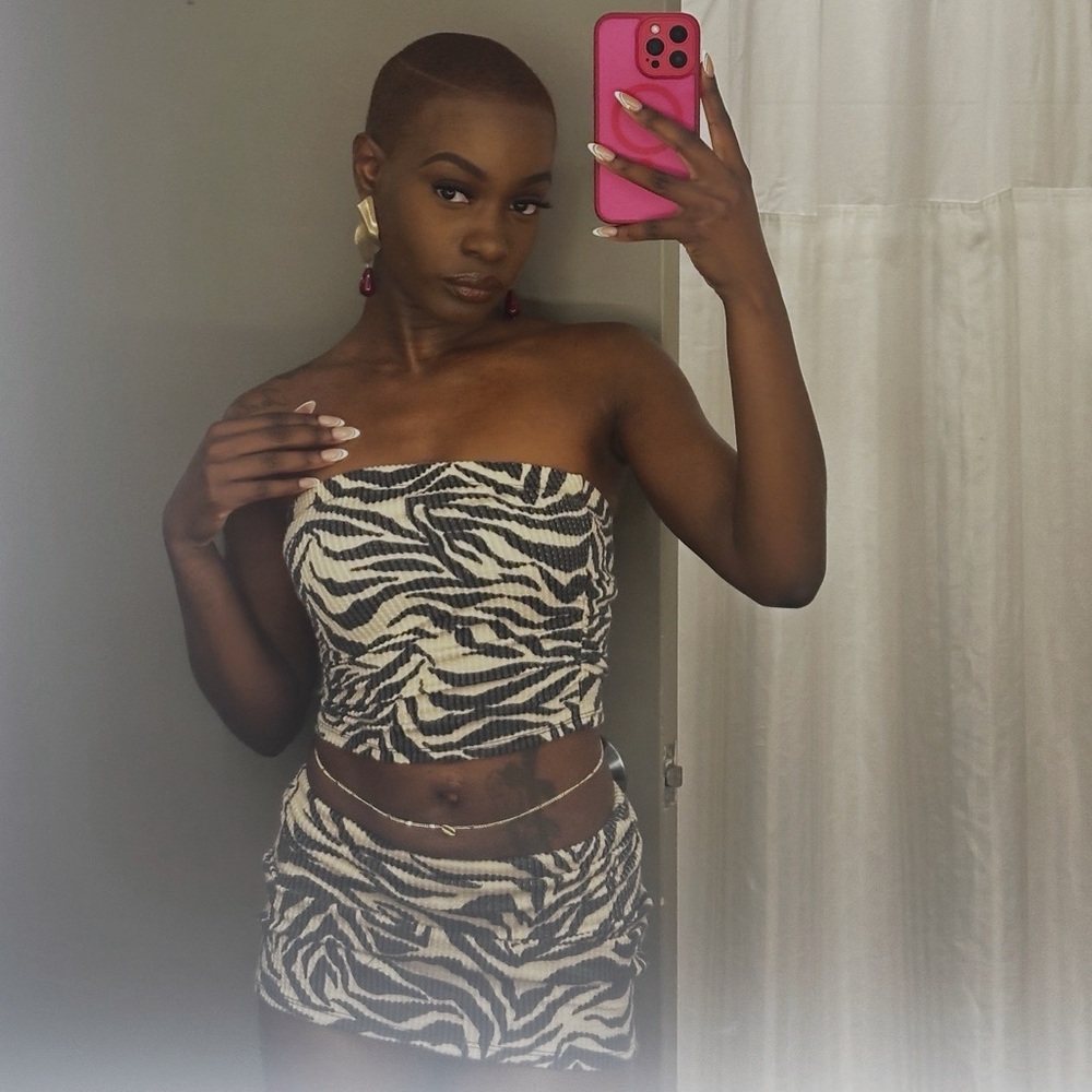 Meet your Posher, Denisha